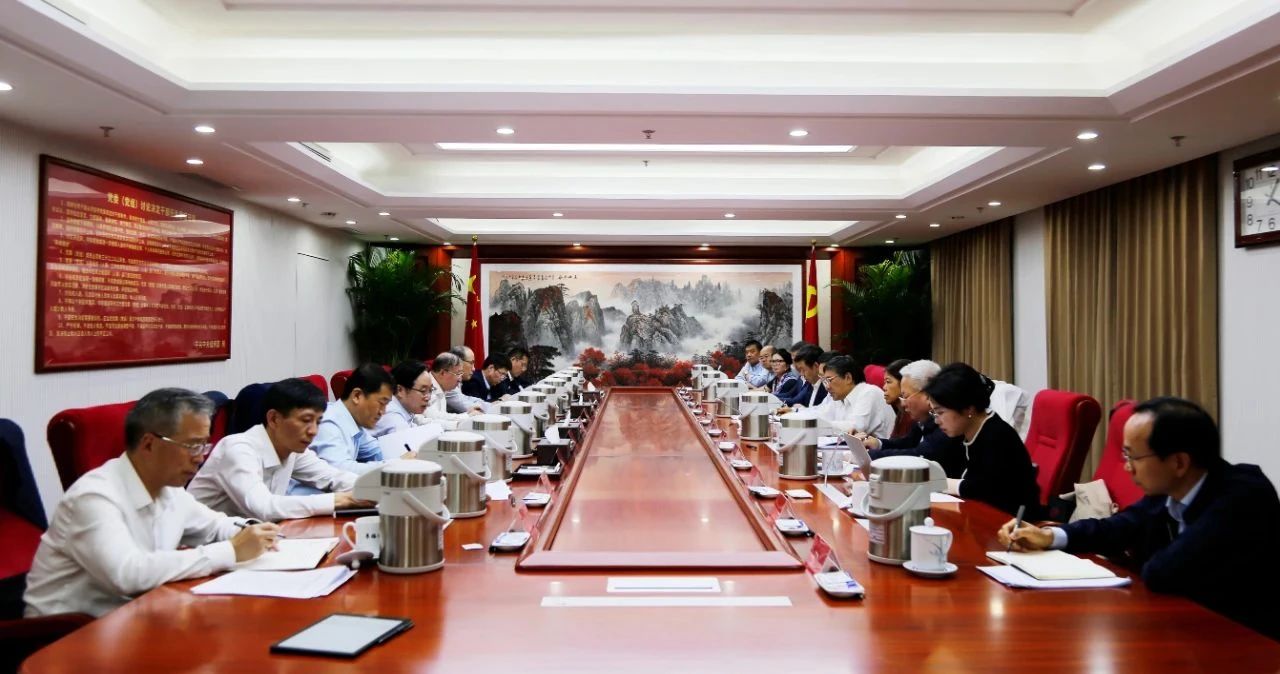 b97246b273d041a5bcc6affea63f9c54.jpg b97246b273d041a5bcc6affea63f9c54.jpg